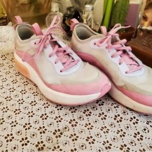 Pink Nike air maxes
